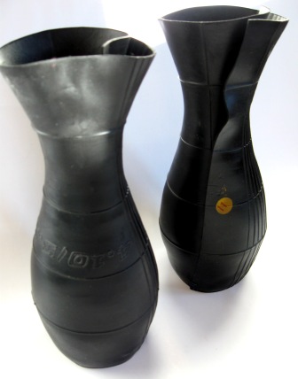 Recycled inner tube flower vase 